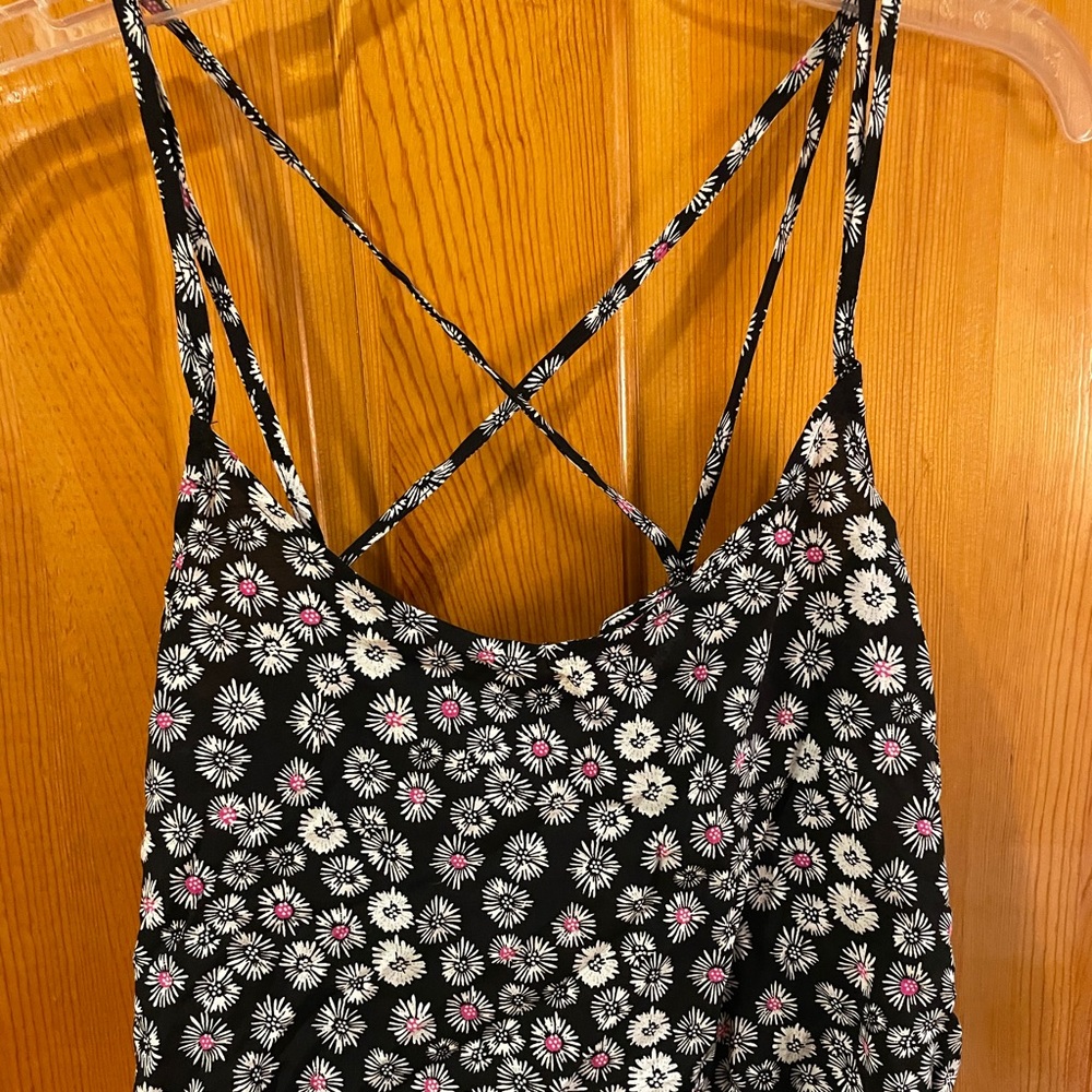 Floral tank